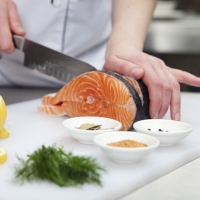 【派遣】老人介護施設で調理補助のお仕事です！夕方～夜勤務・ダブルワーク可能♪